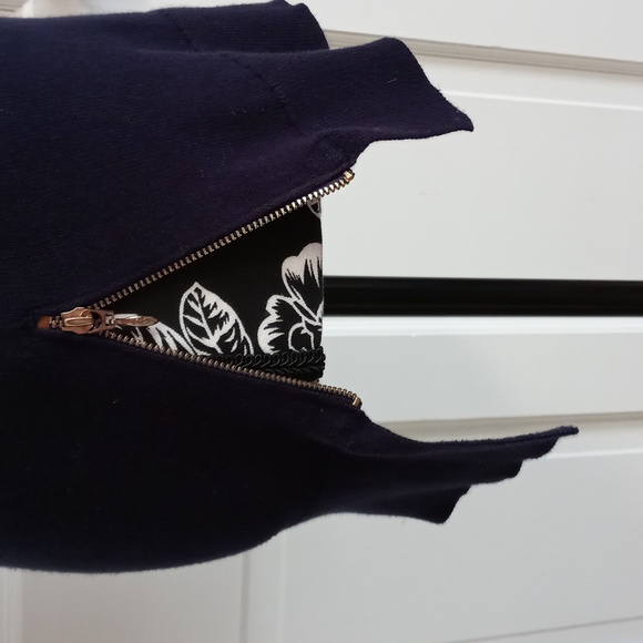 ⚓RARE Tommy Hilfiger⚓ - Steam Boat Sequin Sweater - Picture 8 of 13